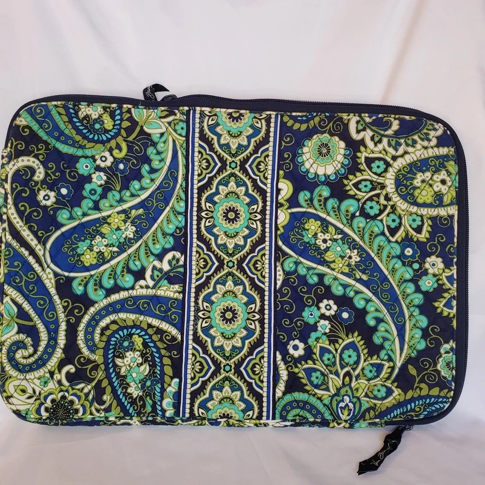 VERA BRADLEY Computer‎ Laptop Tablet Soft Cloth Case Rhythm And Blues Pattern